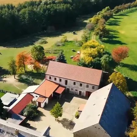 Schwalbennest - Auszeit Auf Hof Apartment